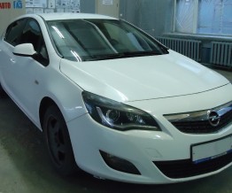 Opel Astra J