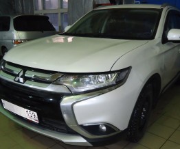 MMC Outlander