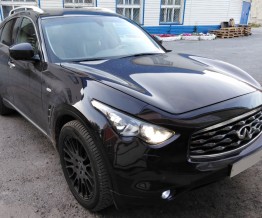 Infiniti FX37