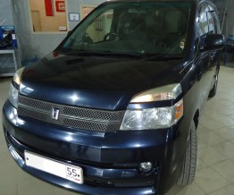 Toyota Voxy 60