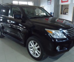 Lexus LX570